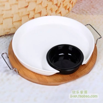 Creative and fashionable ceramic black and white fruit bowl plate nut cold dish soy sauce dish bamboo wood holder
