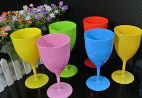 Supply with plastic cup goblet