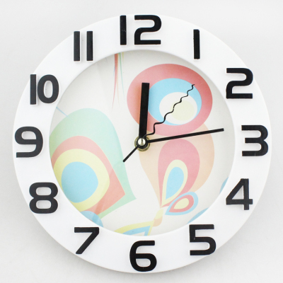 Ten yuan shop delivery stall personality style cartoon clock clock source 66130 round the clock