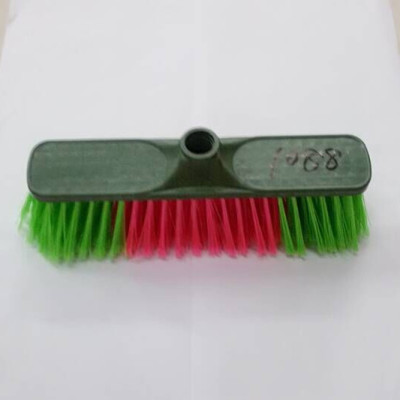 Manufacturers direct supply wide version of the large plastic broom head can be equipped with wooden pole broom