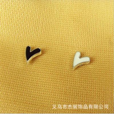 Simple black and white peach heart strong magnetic earring without ear hole magnet earring