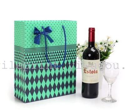 New simple diamond square vertical version of the boutique gift bag fashion simple