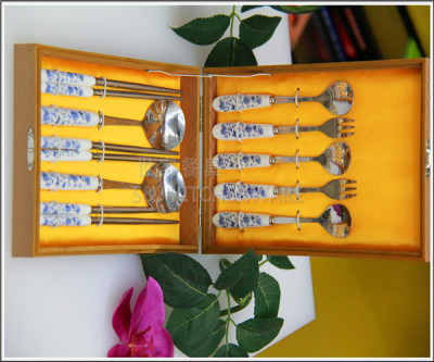 High-grade wooden box ceramic handle stainless steel tableware tableware wedding gifts