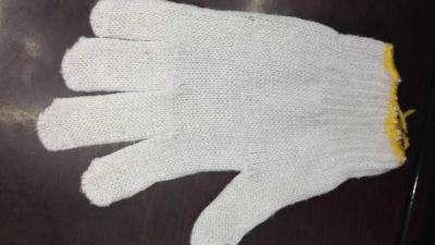 Seven 500 grams of cotton yarn gloves