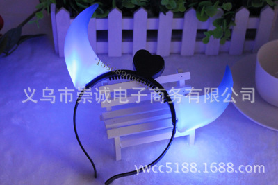 Manufacturers selling large luminous horn head hoop spread of small commodity wholesale Halloween Dance props