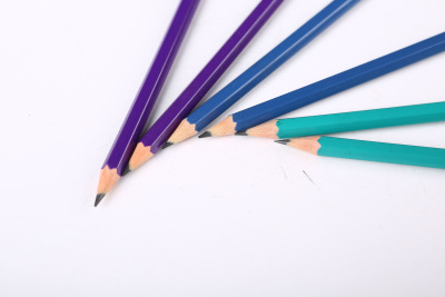 Special discount for students with environment-friendly plastic HB pencil