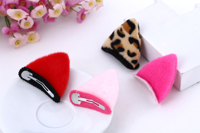 Korean version of children's stereo-embossed jewelry leopard print ear hair clip manufacturers direct Christmas.