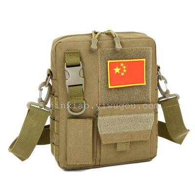 In many men's fashion camouflage Shoulder Messenger Bag men leisure travel bag tactics
