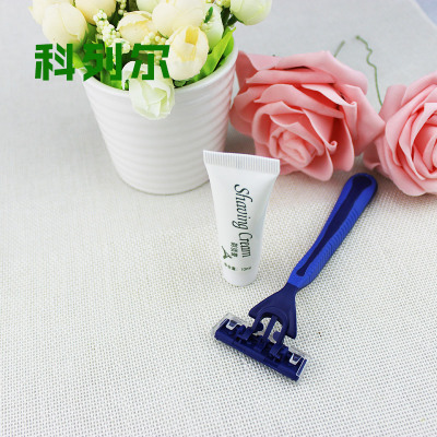 Zheng hao hotel supplies the disposable razor three - layer stainless steel blade manual razor + shaving cream