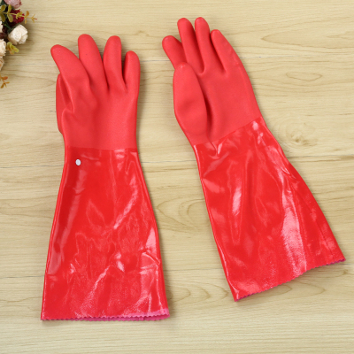 The waterproof glove is made of gloves with cotton gloves.
