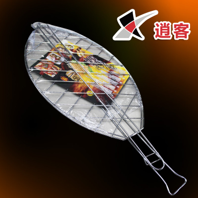 Outdoor barbecue tools: barbecue grill with a large plate with a large flat plate with double grill mesh