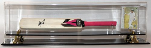 yiwu manufacturers customize acrylic baseball bat display stand， organic glass baseball bat display stand wholesale sales