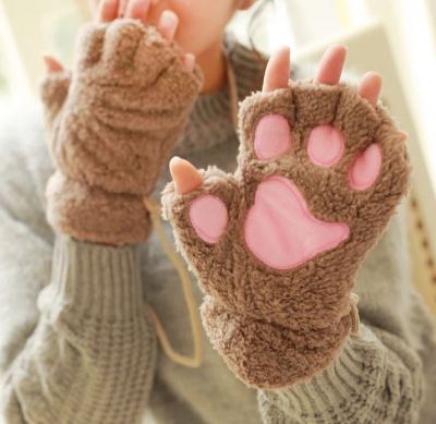 The Bear claw cat claw half refers to plush cloth cartoon gloves manufacturers direct sales