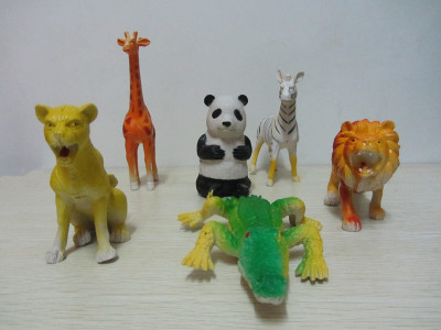 Animal early education cherishes animal models and simulates solid plastic toys for children
