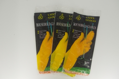 Forty g latex gloves for household use