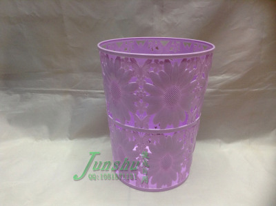 Plastic hollow flower type trash basket instoragebarrels