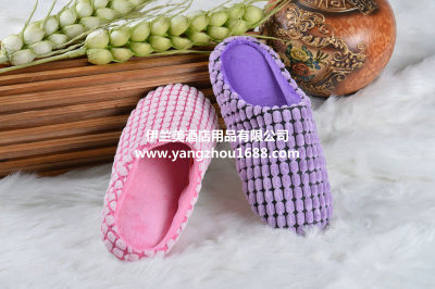 The new provisions of the indoor and outdoor side seam bottom slipper shoes factory direct sales in the home.