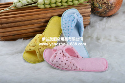 Female Korean soft slippers home soundproof anti-skid slippers slippers wholesale confinement