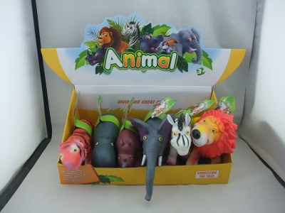 The new Q version of green vinyl animal toy animal