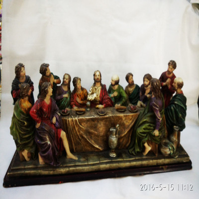 2020 hot search products foreign trade manufacturers direct resin last supper with wood base