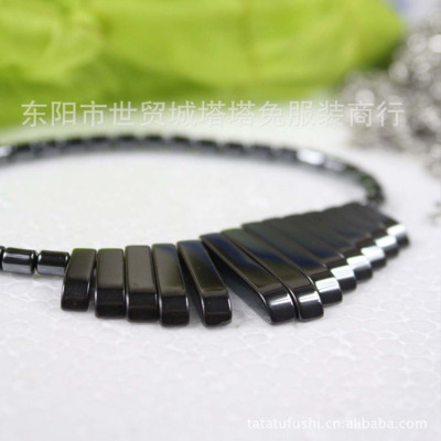 2016 small wholesale health care necklace magnetic therapy fish bone bracelet black bile stone