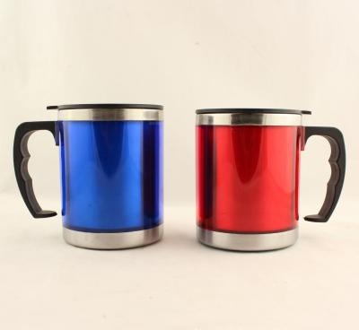 Small plastic car cup with handle and lid