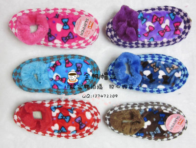 Low price spot foreign trade export confectionery knitted flannelette splicing adult wool floor socks floor board shoes.