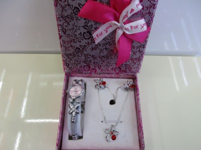 Ms. JESOU watch necklace jewelry gift box set fashion trend