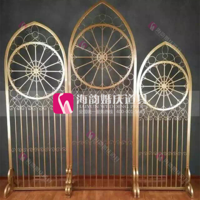 Yiwu haiyun wedding new product European background decoration door wedding props iron art screen.