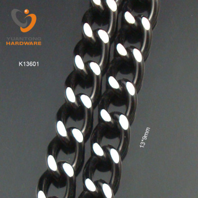 Factory in Stock Supplies a Large Number of Environmentally Friendly Chain Black with White Wear Chain Finished White Chain