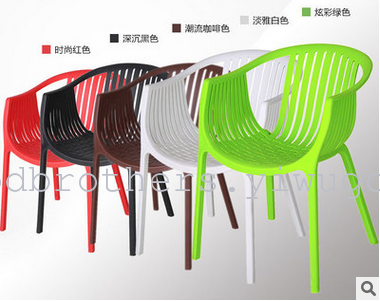 European Style Dining Chair Fashion Creative Plastic Armrest Chair Designer Simple Casual Coffee Chair