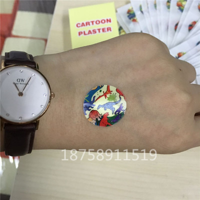 A circular PE waterproof infusion paste cartoon cute little dinosaur Mini stickers affixed with a pinhole