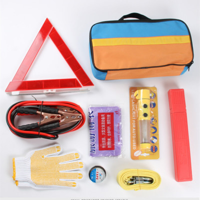 Car emergency bus carrying emergency emergency bus carrying tools pack gift package factory direct insurance company