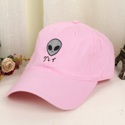 Hat is a simple design baseball cap south Korean cap and summer hip hop hat.