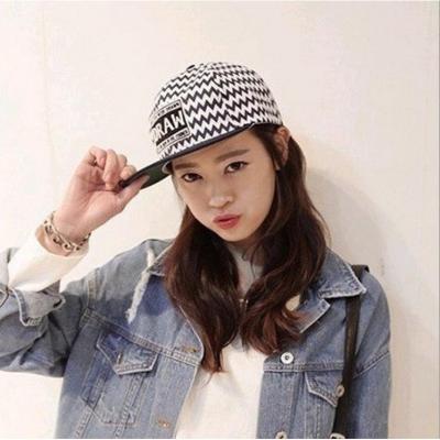 The letter DRAW flat wave stripe hat leisure all-match lady hip hop baseball cap