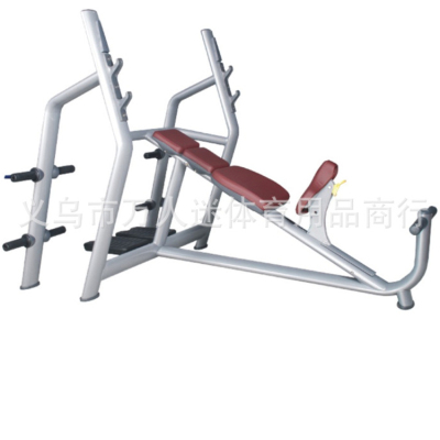 The Heartthrob TZ-6030 is a commercial fitness equipment for The inclined lift training stand ona professional machine