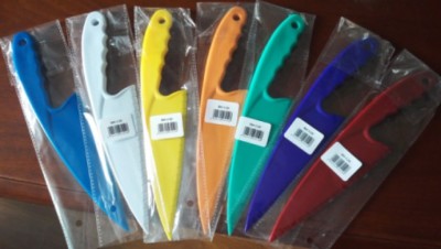 TV Products TV Shopping Colorful Plastic Knife Cut Cake Maker Cake Supplies