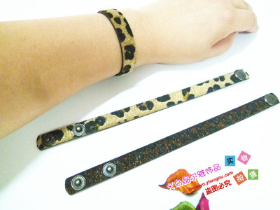 Korean classic leopard Bracelet hand ring bracelet Jewelry students