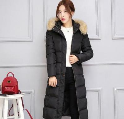 The new winter jacket slim long sleeved hooded fur collar warm coat jacket