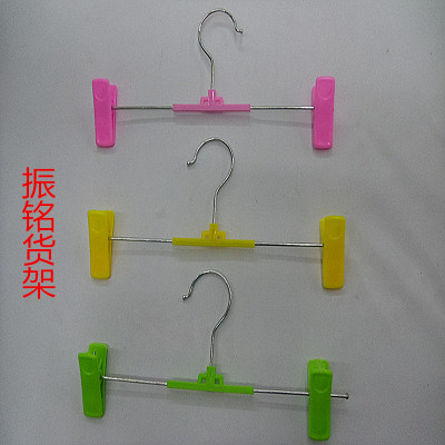 Factory direct selling children's colorful plastic trousers rack children clothes hanger