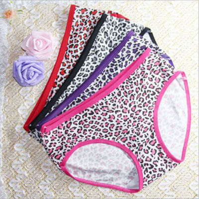 Red Purple Pink Leopard manufacturers spot four-color breathable and comfortable bamboo fiber ladies underwear
