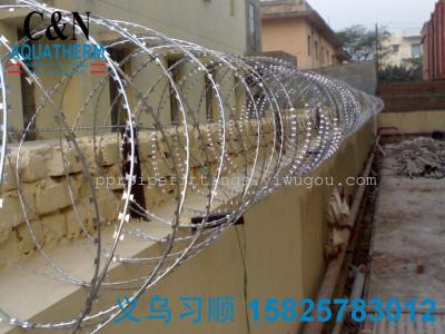 Factory direct galvanized barbed wire barbed wire blade rolling cage prison security net