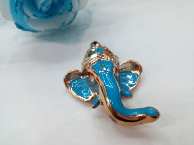 Jewelry accessories, hand - beaded Indian elephant pendant acrylic ABS imitation pearl factory direct sales