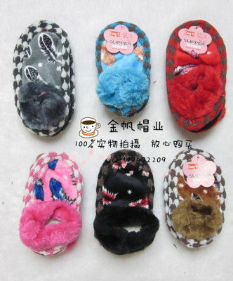 Low price spot foreign trade export feather knitted flannelette splicing adult wool floor socks floor board shoes.