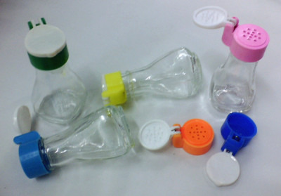 A3 45ml plastic cover with 4-corner glass seasoning bottle pepper and salt bottle kitchen bottle