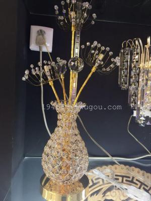 Manufacturers selling warm golden Jane crystal vase lamp lamp bedside lamp decorative aluminum wire