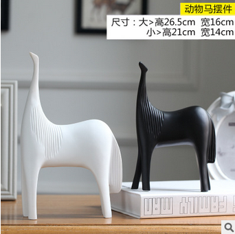 Gao Bo Decorated Home The Northern Europe decorates household to place handicraft and porcelain of black and white horse