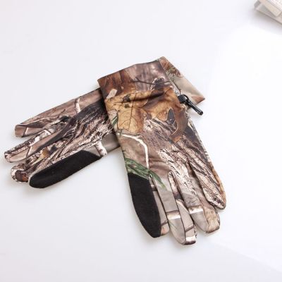 A thin section of bionic camouflage pattern fishing hunting gloves slip waterproof outdoor Gloves NEW