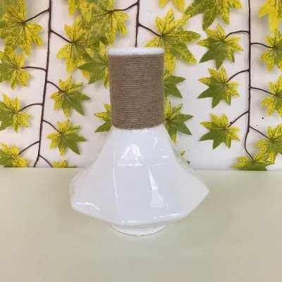 Nordic display high temperature vases white porcelain rope vase UFO small mouth thin mouth flat belly