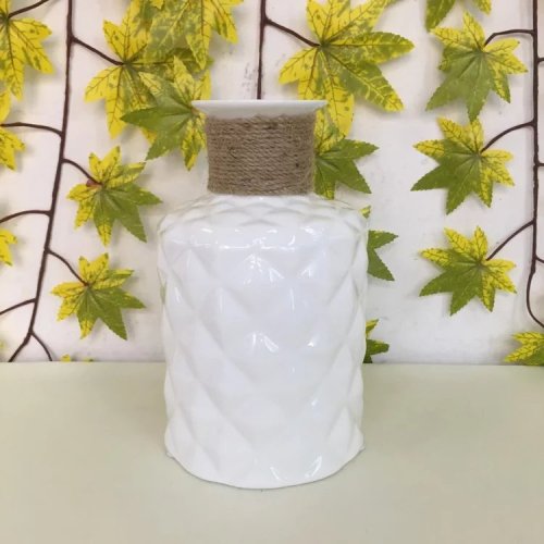 High Temperature Ceramic White Porcelain Hemp Rope Vase Decoration Wine Bottle Small Mouth fine Mouth Diamond Pattern